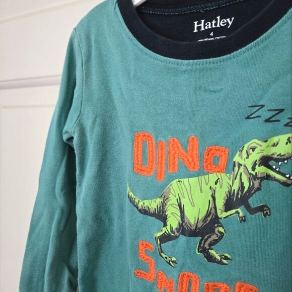 2/$15 Hatley Green and Black Long Sleeve Size 4 - Picture 2 of 4